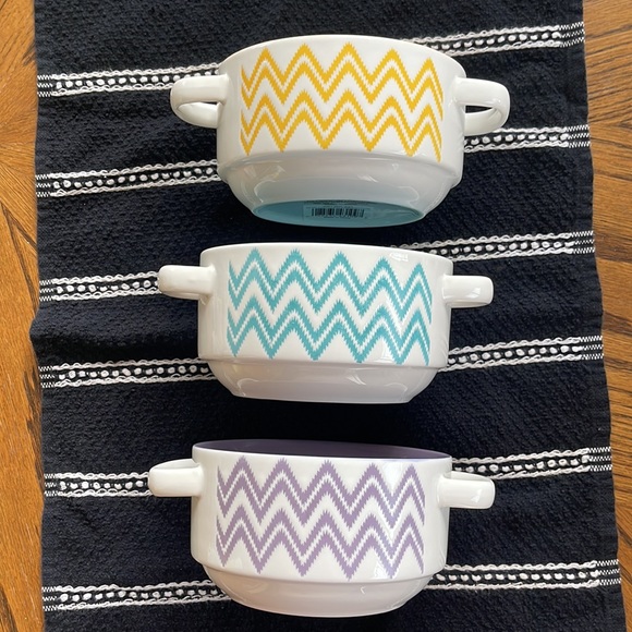 AMERICAN ATELIER | Zig Zag Assorted Bowls with Handles Set of 3 - Picture 3 of 6